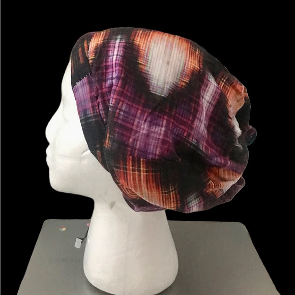 Handmade handcrafted slouch beanie - Picture 6 of 6